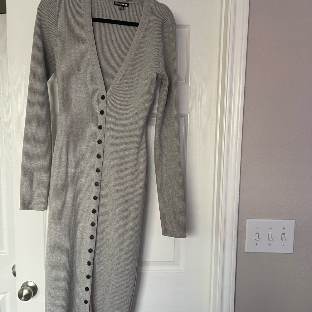 Forever 21, long sleeve gray dress